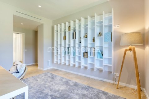 4 bedrooms apartment for sale in Begur, Girona, Catalonia, Spain № 1087 - photo 17