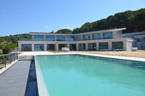 Villa de 7 dormitorios en venta en Teia, Barcelona, Cataluña, Spain № 1085 - foto 3