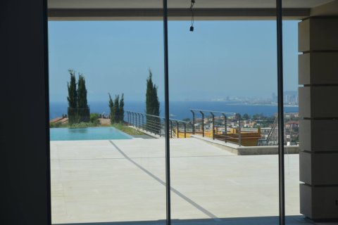 Villa de 7 dormitorios en venta en Teia, Barcelona, Cataluña, Spain № 1085 - foto 12