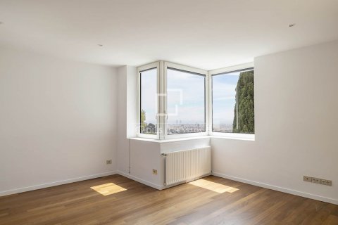 Снять в аренду виллу в Барселона, Испания с 5 спален, 392м², № 8773 - фото 27