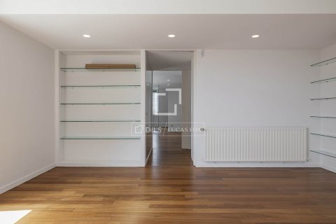 Снять в аренду виллу в Барселона, Испания с 5 спален, 392м², № 8773 - фото 21