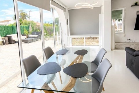 Сasa de 117 m² en venta en L'Ametlla de Mar, Tarragona, Cataluña, Spain № 8824 - foto 19