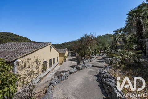 Купить дом в Виланова-и-ла-Желтру, Испания 513м², № 8820 - фото 3