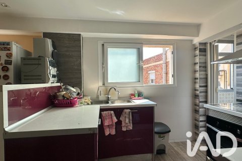 Apartamento de 3 dormitorios en venta en Barcelona, Cataluña, Spain № 8822