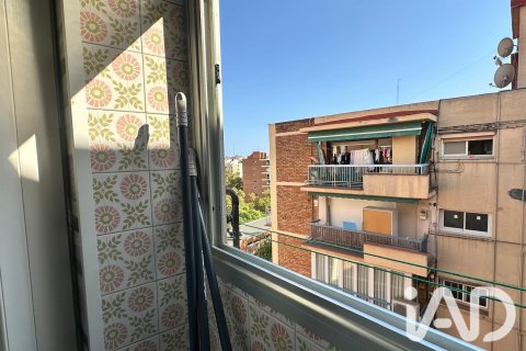Apartamento de 3 dormitorios en venta en Barcelona, Cataluña, Spain № 8822 - foto 7