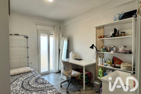 Apartamento de 3 dormitorios en venta en Barcelona, Cataluña, Spain № 8822 - foto 13