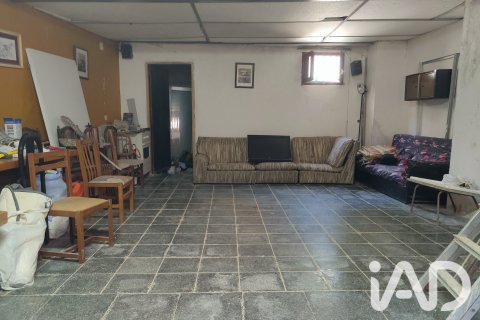 Villa de 3 dormitorios en venta en Sant Vicenc Dels Horts, Barcelona, Cataluña, Spain № 8821 - foto 13