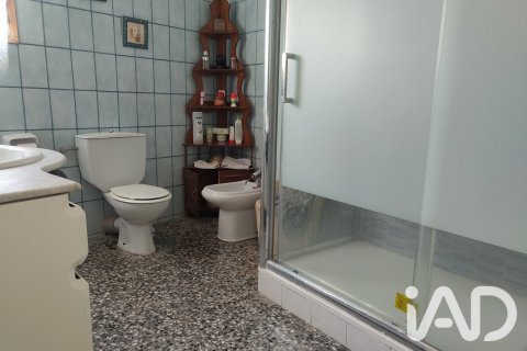 Villa de 3 dormitorios en venta en Sant Vicenc Dels Horts, Barcelona, Cataluña, Spain № 8821 - foto 19