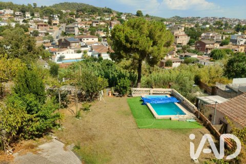 Villa de 3 dormitorios en venta en Sant Vicenc Dels Horts, Barcelona, Cataluña, Spain № 8821 - foto 30