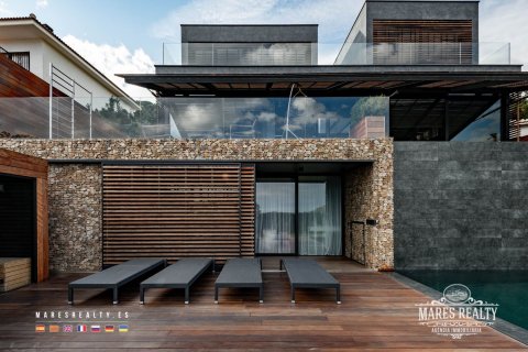 Villa de 6 dormitorios en venta en Lloret de Mar, Gerona, Cataluña, Spain № 991 - foto 9
