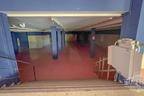 Propiedad comercial de 1174 m² en venta en Lloret de Mar, Gerona, Cataluña, Spain № 993 - foto 12