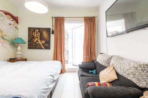 Apartamento de 4 dormitorios en venta en Barcelona, Cataluña, Spain № 7143 - foto 14