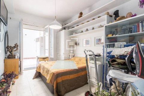 Apartamento de 4 dormitorios en venta en Barcelona, Cataluña, Spain № 7143 - foto 12
