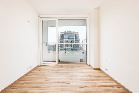 Apartamento de 3 dormitorios en venta en Barcelona, Cataluña, Spain № 7142 - foto 13