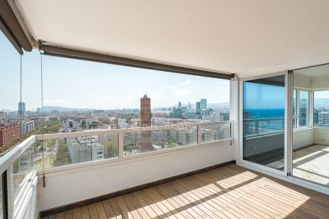 Apartamento de 3 dormitorios en venta en Barcelona, Cataluña, Spain № 7142 - foto 19