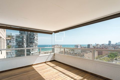 Apartamento de 3 dormitorios en venta en Barcelona, Cataluña, Spain № 7142 - foto 7