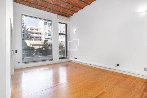 Купить квартиру в Барселона, Испания с 3 спальни, 149м², № 7144 - фото 9