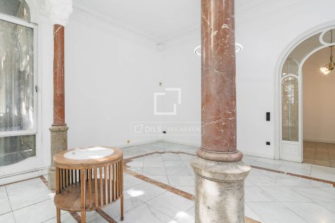 Купить квартиру в Барселона, Испания с 3 спальни, 149м², № 7144 - фото 26