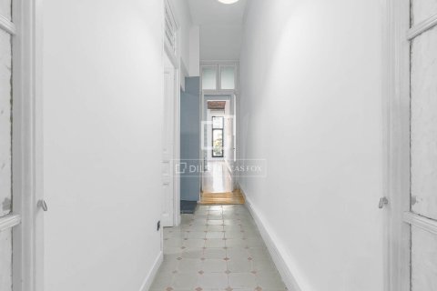 Купить квартиру в Барселона, Испания с 3 спальни, 149м², № 7144 - фото 19