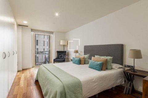 4 bedrooms apartment for sale in Barcelona, Catalonia, Spain № 3799 - photo 16