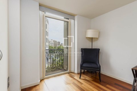 4 bedrooms apartment for sale in Barcelona, Catalonia, Spain № 3799 - photo 21