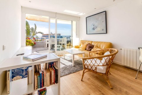 Ático de 3 dormitorios en venta en Sitges, Barcelona, Cataluña, Spain № 3795 - foto 4