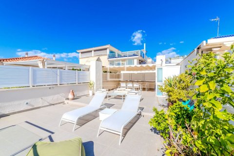 Ático de 3 dormitorios en venta en Sitges, Barcelona, Cataluña, Spain № 3795 - foto 20