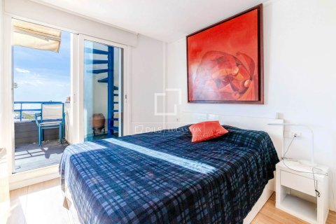 Ático de 3 dormitorios en venta en Sitges, Barcelona, Cataluña, Spain № 3795 - foto 13