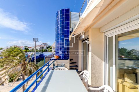 Ático de 3 dormitorios en venta en Sitges, Barcelona, Cataluña, Spain № 3795 - foto 10