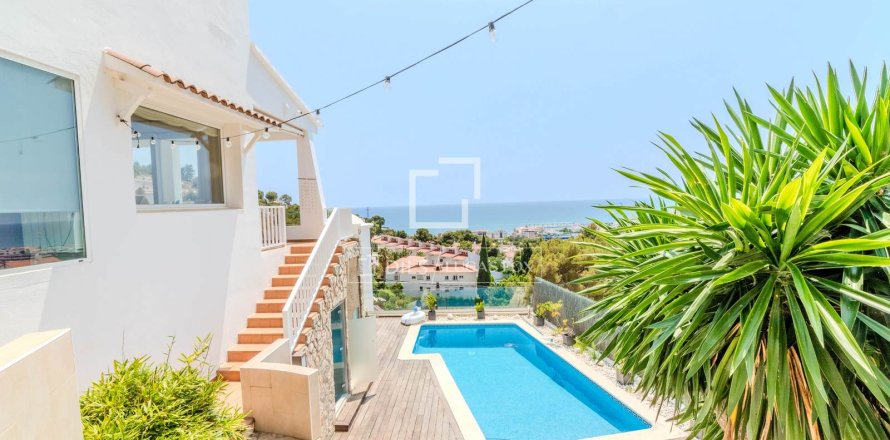 5 bedrooms villa for sale in Sitges, Barcelona, Catalonia, Spain № 3800