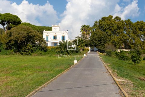 13 bedrooms villa for sale in Arenys de Mar, Barcelona, Catalonia, Spain № 3797 - photo 28