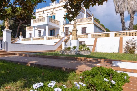 13 bedrooms villa for sale in Arenys de Mar, Barcelona, Catalonia, Spain № 3797 - photo 3
