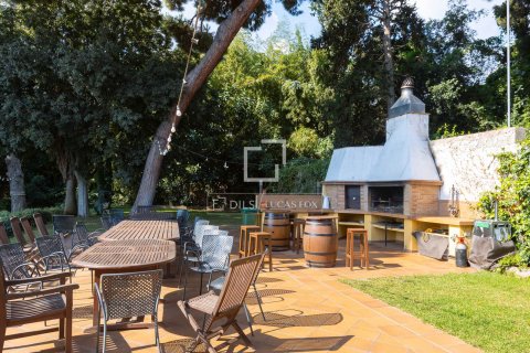 13 bedrooms villa for sale in Arenys de Mar, Barcelona, Catalonia, Spain № 3797 - photo 21