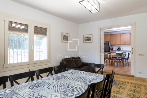 13 bedrooms villa for sale in Arenys de Mar, Barcelona, Catalonia, Spain № 3797 - photo 16