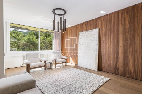 Apartamento de 6 dormitorios en venta en Barcelona, Cataluña, Spain № 4346 - foto 6