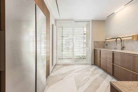 Apartamento de 6 dormitorios en venta en Barcelona, Cataluña, Spain № 4346 - foto 17