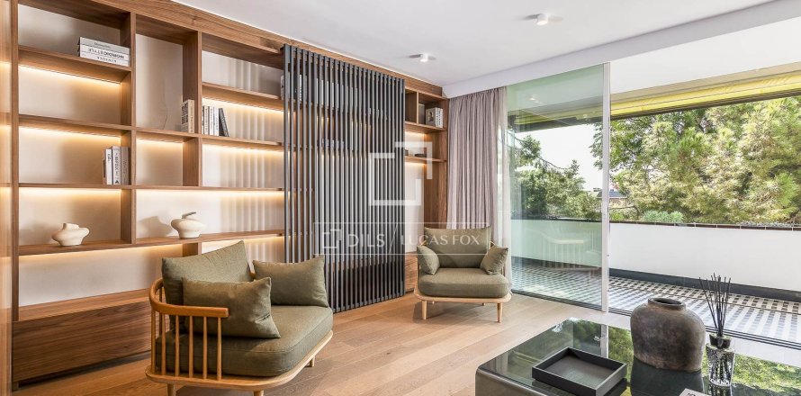 Apartamento de 6 dormitorios en venta en Barcelona, Cataluña, Spain № 4346