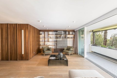 Apartamento de 6 dormitorios en venta en Barcelona, Cataluña, Spain № 4346 - foto 9