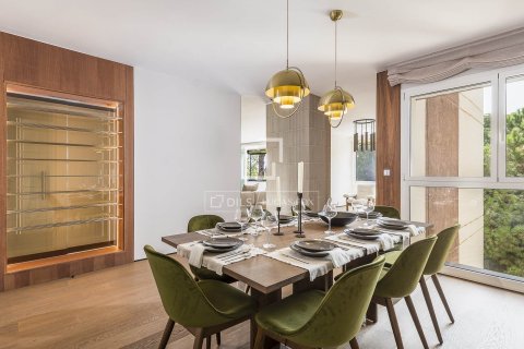 Apartamento de 6 dormitorios en venta en Barcelona, Cataluña, Spain № 4346 - foto 13