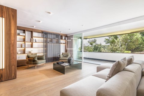 Apartamento de 6 dormitorios en venta en Barcelona, Cataluña, Spain № 4346 - foto 3