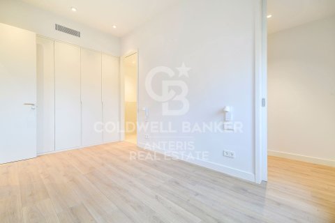 Ático de 2 dormitorios en venta en Barcelona, Cataluña, Spain № 5346 - foto 13
