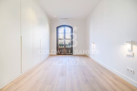Ático de 3 dormitorios en venta en Barcelona, Cataluña, Spain № 5349 - foto 18