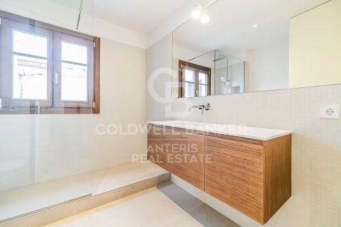 Ático de 3 dormitorios en venta en Barcelona, Cataluña, Spain № 5349 - foto 16