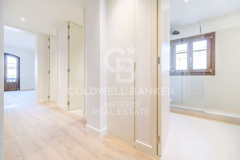 Ático de 3 dormitorios en venta en Barcelona, Cataluña, Spain № 5349 - foto 15