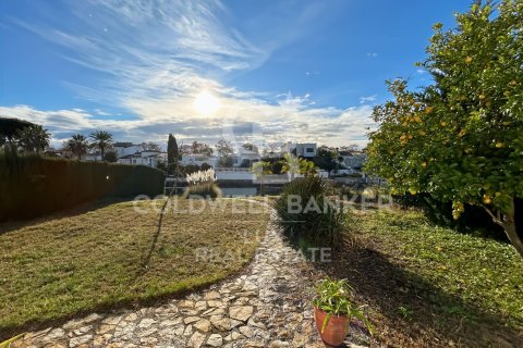 Сasa de 3 dormitorios en venta en Empuriabrava, Gerona, Cataluña, Spain № 5343 - foto 28