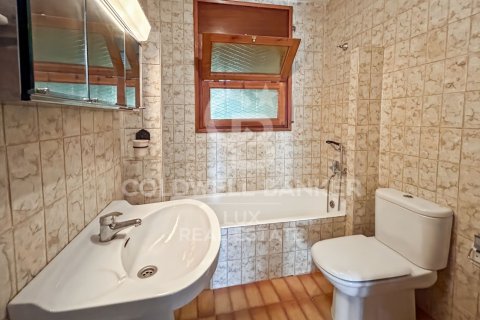 Сasa de 3 dormitorios en venta en Empuriabrava, Gerona, Cataluña, Spain № 5343 - foto 12