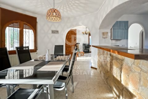 Сasa de 3 dormitorios en venta en Empuriabrava, Gerona, Cataluña, Spain № 5343 - foto 6