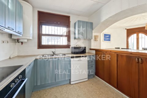 Сasa de 3 dormitorios en venta en Empuriabrava, Gerona, Cataluña, Spain № 5343 - foto 8