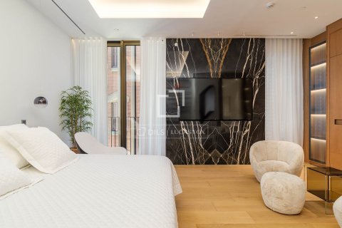 Купить квартиру в Барселона, Испания с 2 спальни, 186м², № 7265 - фото 27