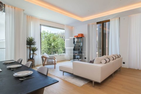 Купить квартиру в Барселона, Испания с 2 спальни, 186м², № 7265 - фото 22